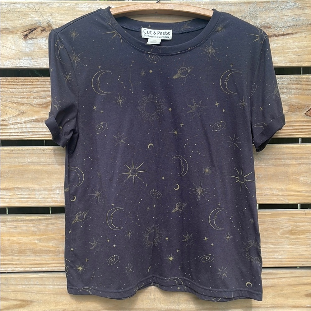 Space top! Size Large
